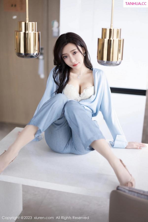 王馨瑶  [XiuRen]高清写真图 2023.07.21 No.7123 王馨瑶yanni 无内肉丝第30张图片